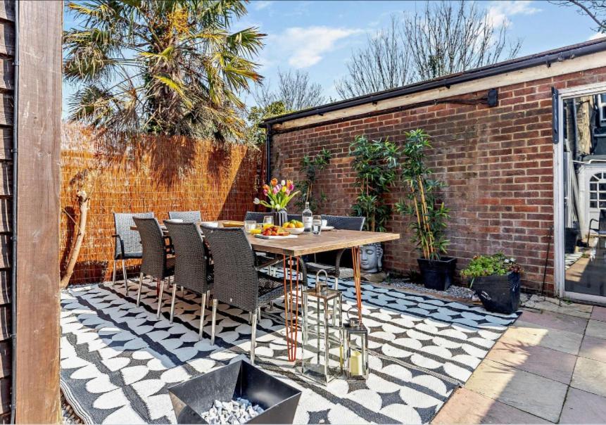 Holiday home Debenham Margate